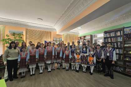 Откриване на „Езиков кабинет с мултимедийно оборудване за изучаване на български език и литература в с. Камчик“